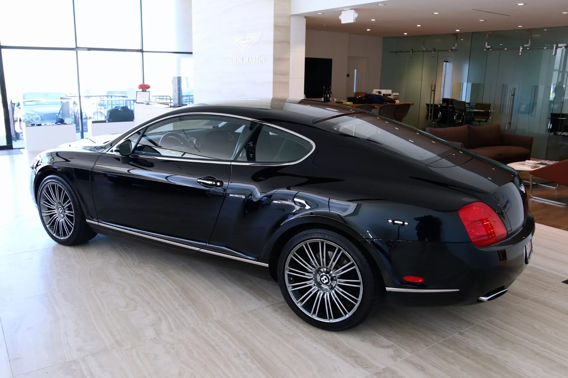 Bentley meteor бензин. Бентли континенталь gt speed 2008. bentley continental gt 2008. bentley continental gt 2008 black. континенталь gt 2008.