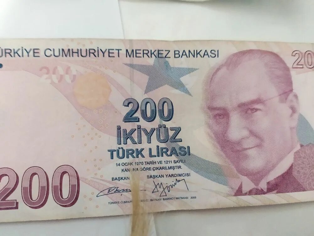 160 лир в рублях. 200 Лир купюра. 200 Турецких лир. 200 Лир в рублях. 200 Лир в рублях 2023.