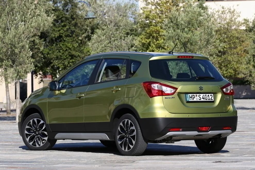 Судзуки sx4 2013. Сузуки sx4 2015. Сузуки s4. Сузуки s4. Suzuki sx4 2018.