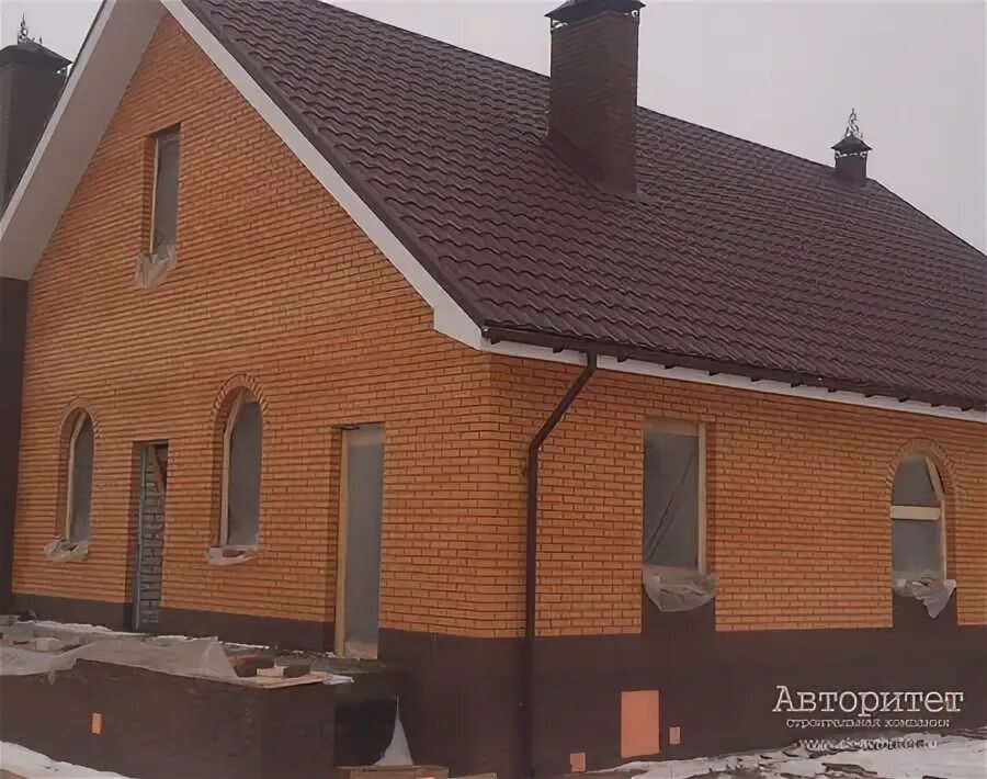 Сочетание коричневого цвета крыши Ekograd, facades and facade systems, Surgut, Komplektovochnaya ulitsa, 7/1 Yan