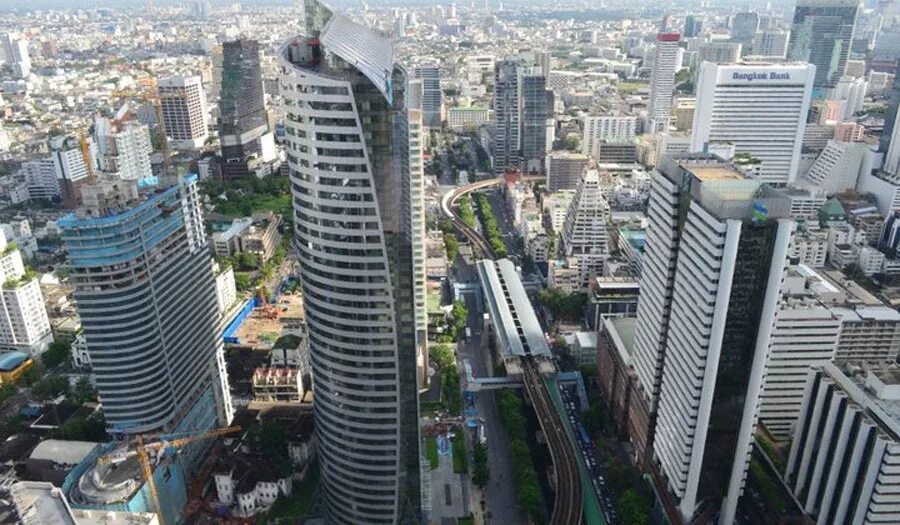 Бангкок куала. Sathorn Square. Sathorn unique Tower Bangkok. Куала Бангкок. Фурама силом Бангкок.