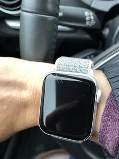 Царапина экран apple watch
