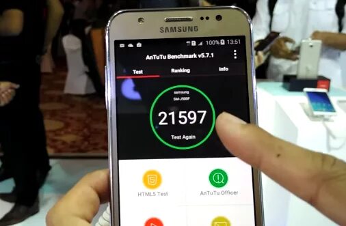 Сколько баллов в антуту набирает. Samsung j5 2017 ANTUTU. ANTUTU Benchmark Samsung j3 2017. Iphone 5c ANTUTU. Самсунг a11 антуту.