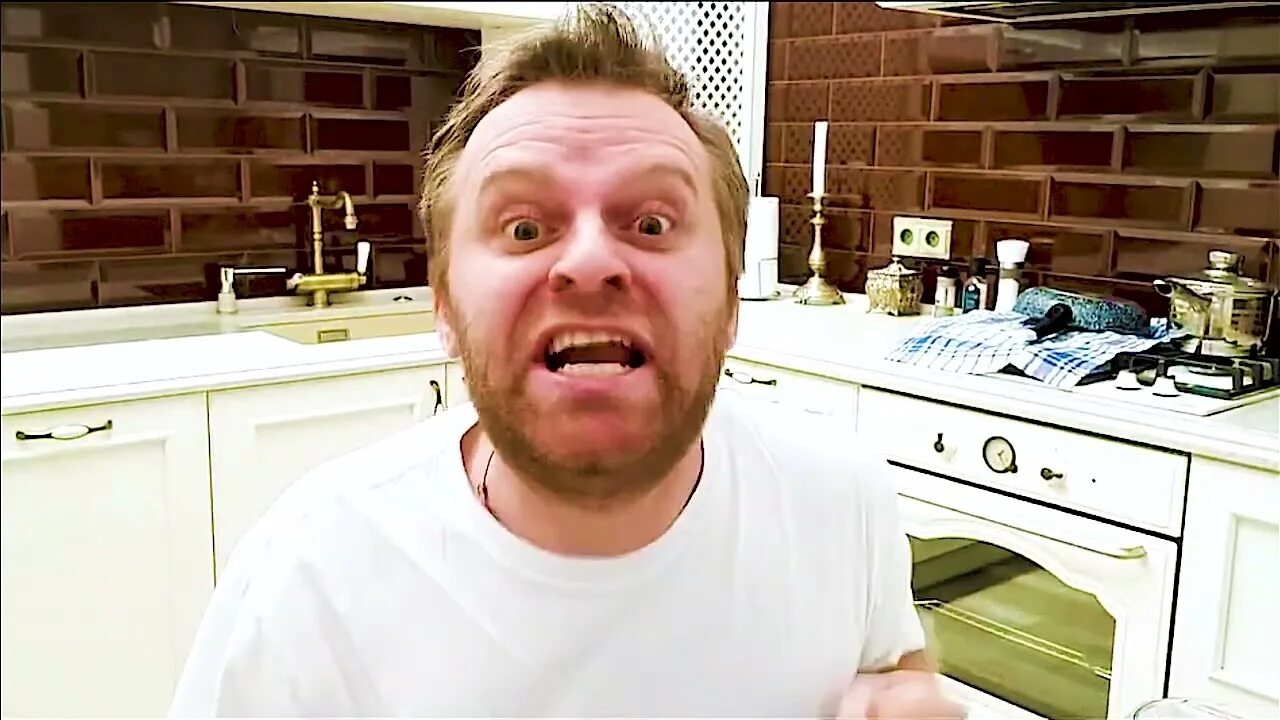 Адамян ютуб последние видео 2019. Адамян самвел барнаул. Блоггер самвел адамян ютуб последнее видео 2022. Адамян ютуб последние видео 2019. Адамян ютуб последние видео 2019.