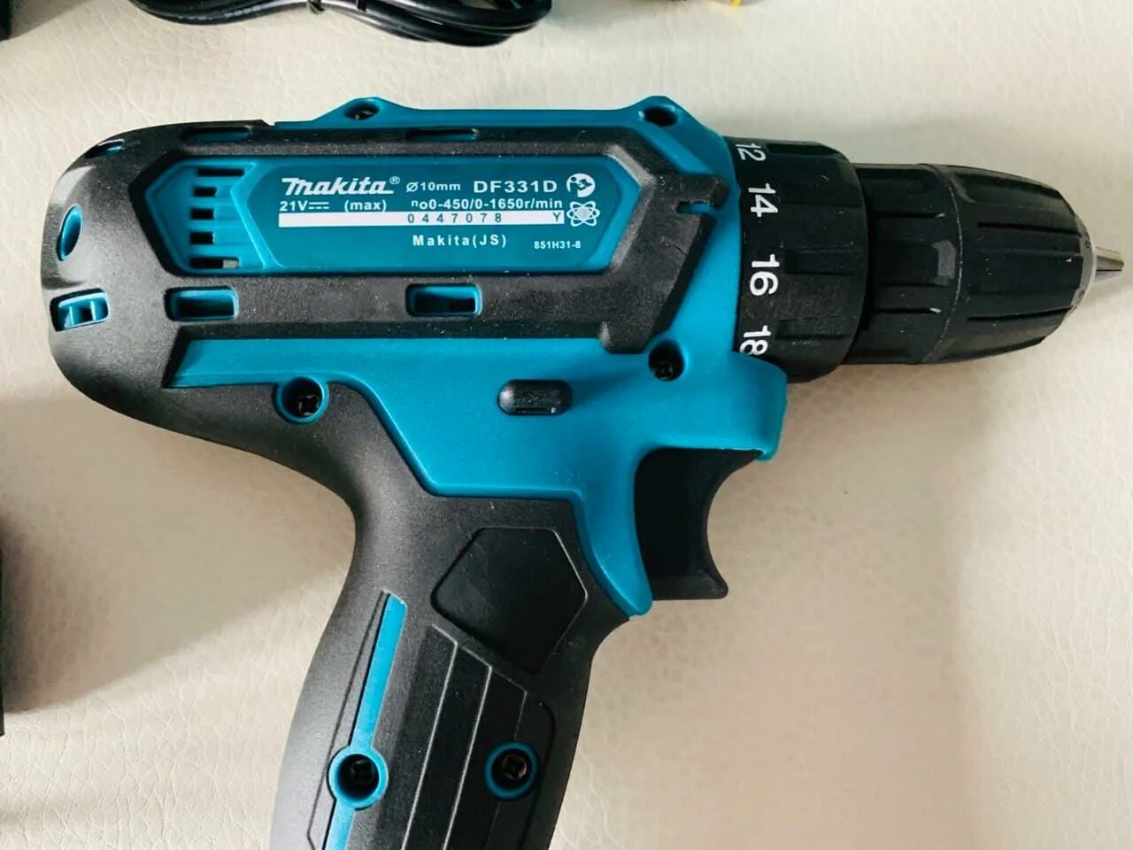 Шуруповерт макита 9 ампер. Makita 21v шуруповерт. макита 21 вольт. шуруповёрт 21 вольт. 68 21 шуруповерт макита.