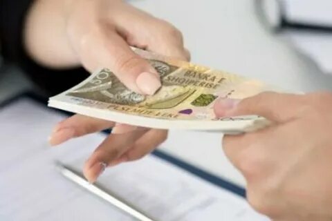 Если выплатила половину кредита