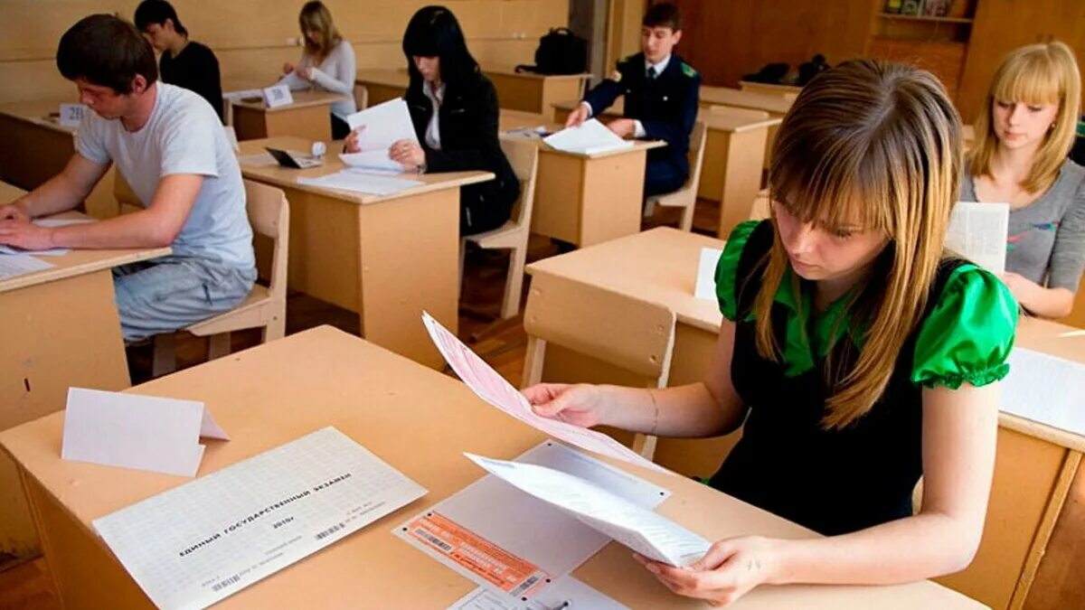 Егэ несколько раз. Сдача егэ. экзамен егэ. государственный экзамен в вузе. досрочный экзамен егэ.