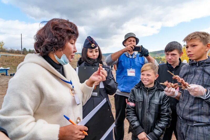 Пдн улан удэ. Сотрудники полиции в бурятии пдн. пдн бурятия. группа подростков бурятия. школа выживания подростки югра.