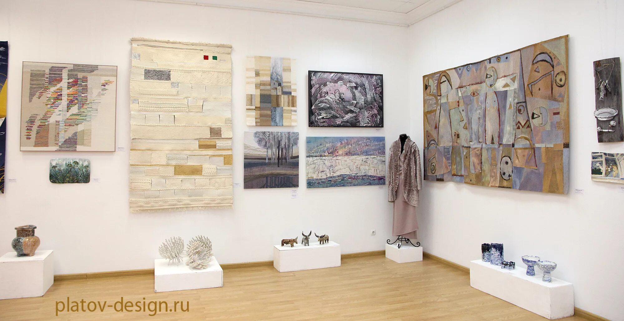 Коллективная выставка русская провинция. Выставка в выставочном зале на кузнецком 20. Мсх кузнецкий мост 20 выставочный зал. Творческий союз профессиональных художников тспх. Выставка в выставочном зале на кузнецком 20.