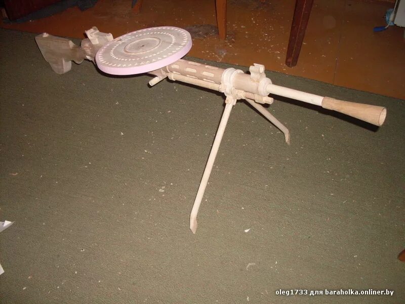 Миниган резинкострел. Резинкострел пулемет максим. Пулемет максим из дерева. Как сделать пулемет из дерева. Пулемёт из дерева своими руками.