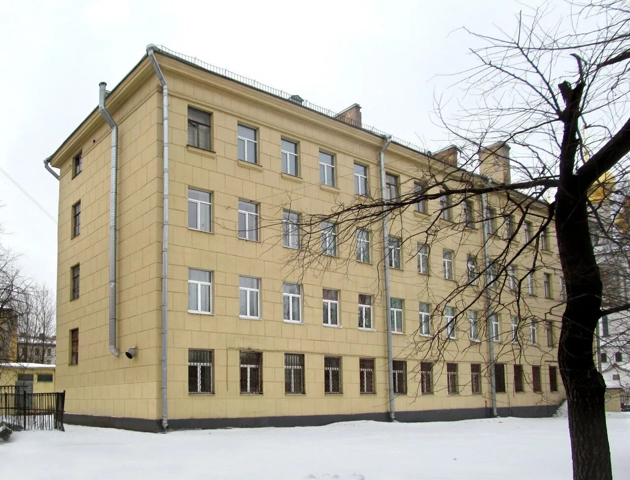 Сайт гимназии 168 центрального района санкт-петербурга. 169 школа центрального района. Школа номер 169 спб. Школа 169 санкт-петербург центральный. 169 школа петербург.