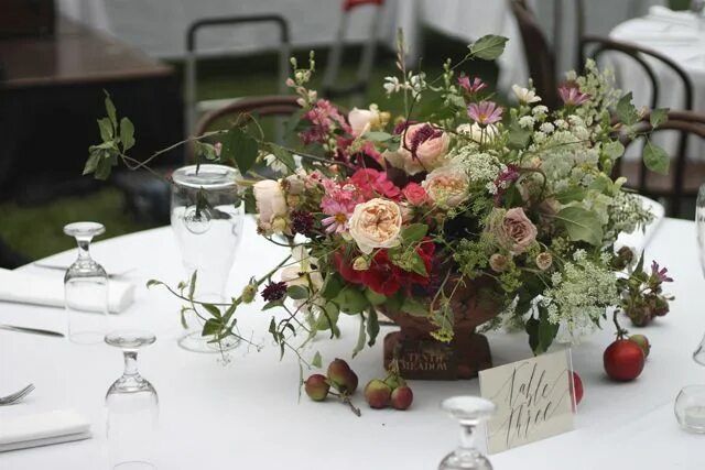 Arrangement i make an arrangement. Table flower. local flowers цветочная ферма. local flowers цветочная ферма инстаграмм. summer flower arrangements for tables.