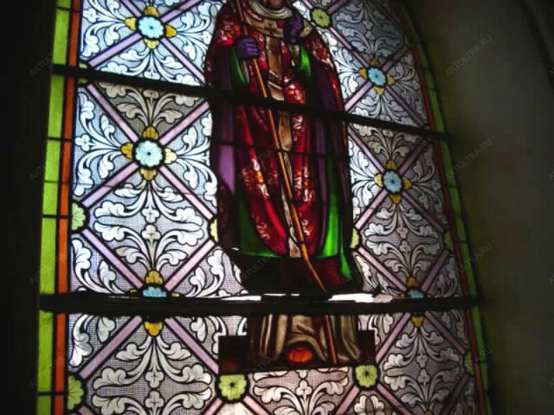 ремонт витражей. оранжерея арт нуво. витраж фронтальный вид. витражные окна. монтаж витражей.