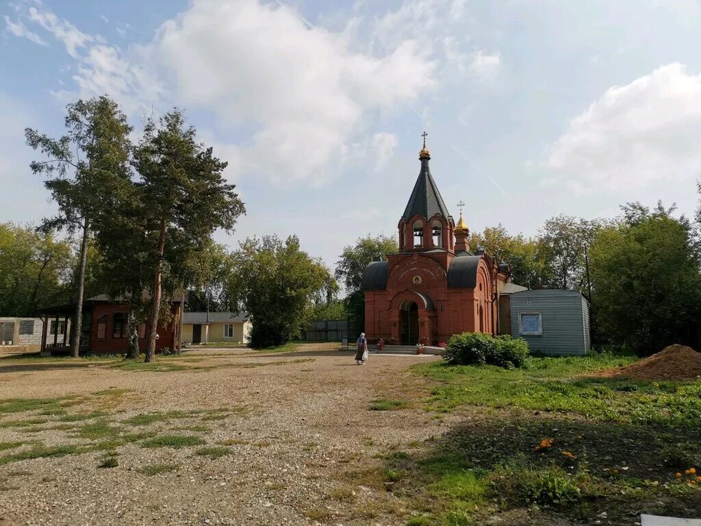 храм целителя пантелеймона в иркутске. церковь пантелеймона целителя брянск. церковь пантелеймона целителя сочи. храм великомученика пантелеимона позднеевка. храм святого пантелеймона в калужской области.
