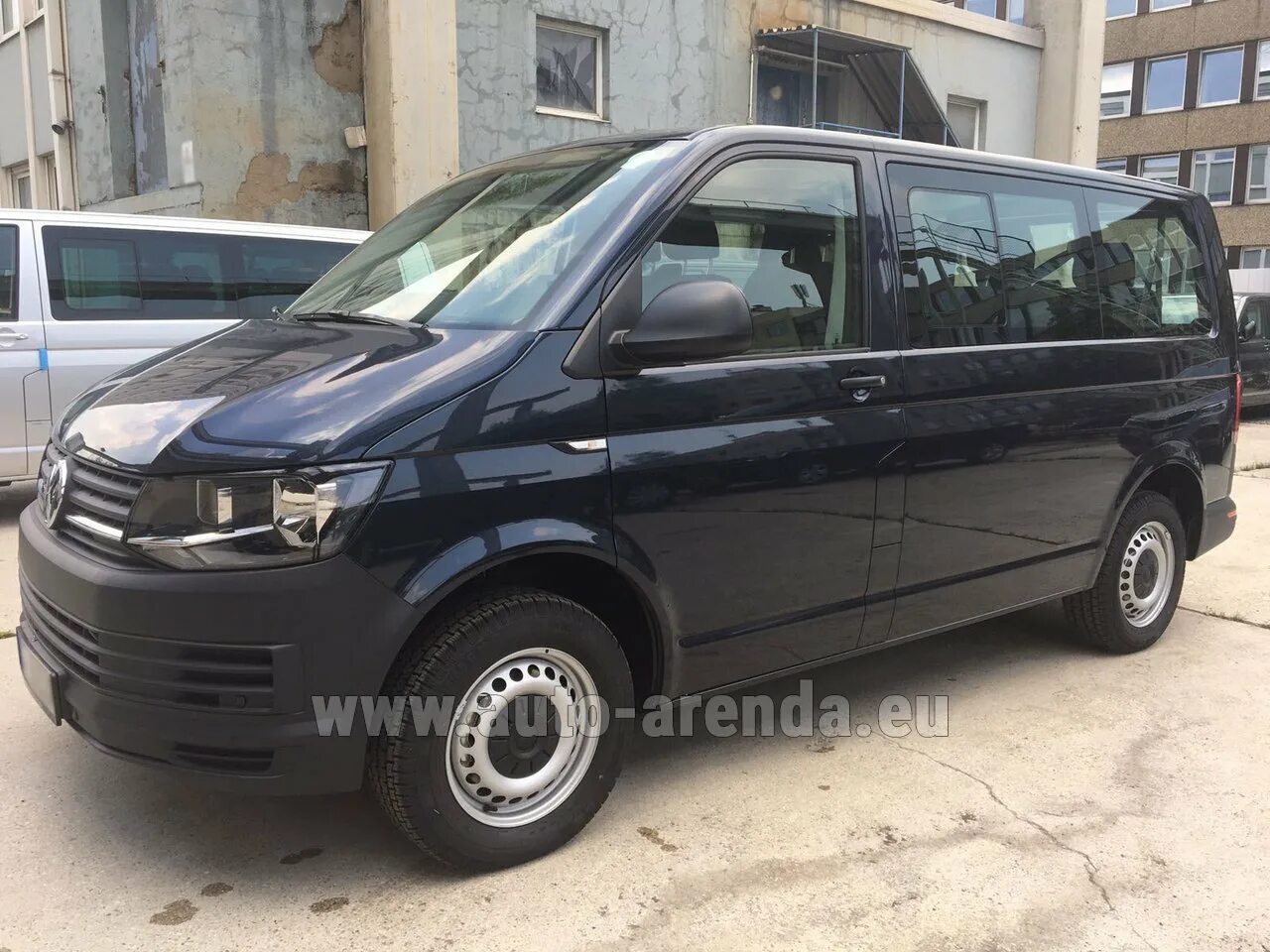 Аренда volkswagen. Фольксваген 9 мест. Volkswagen Transporter ФСО.