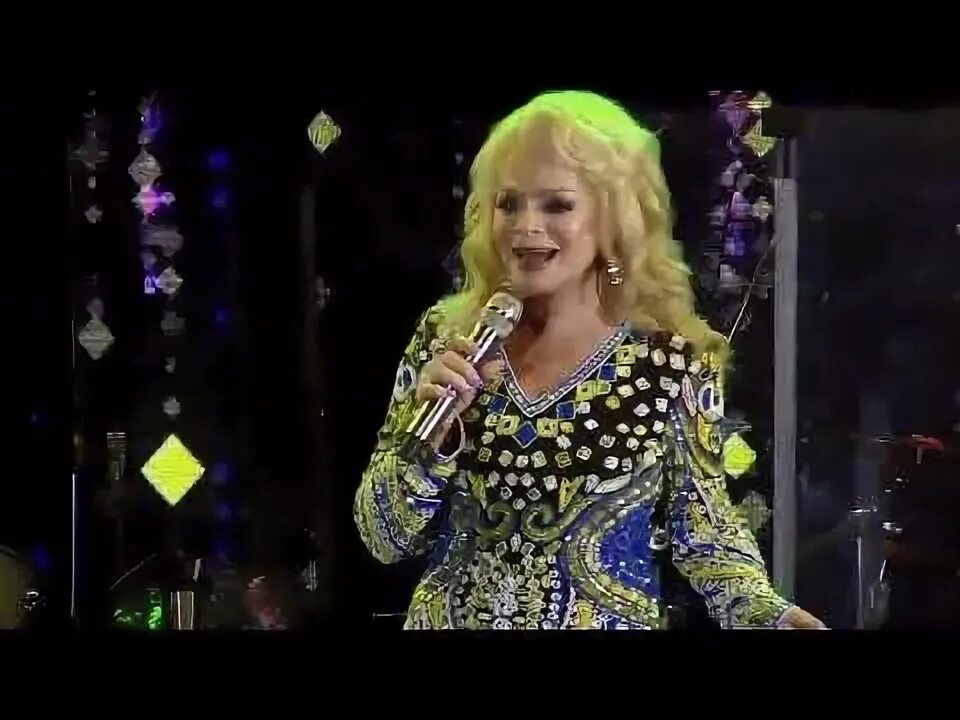 Долина песни. Певицы на праздничном концерте. Долина песни концерт. Долина песни концерт. Долина песня.