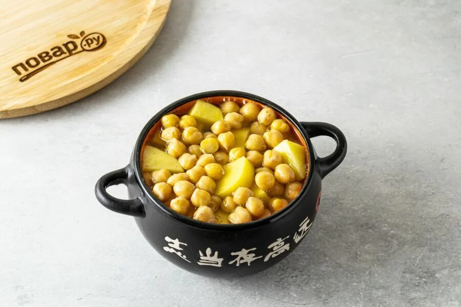 горох вареный фото. национальная азербайджанская кухня пити. нут в горшочке. суп из бобовых. азербайджанский суп пити.