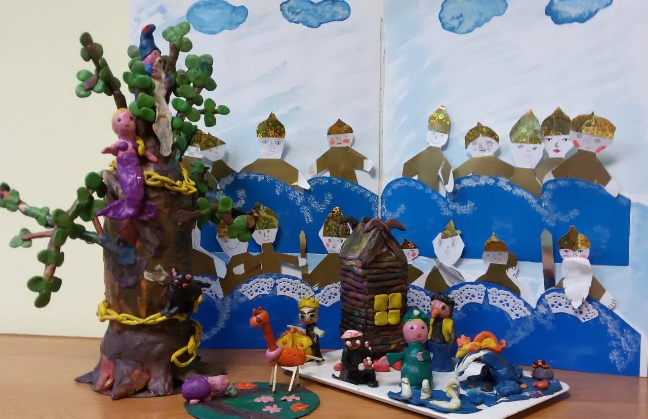поделки по мотивам сказок пушкина. поделки по сказкам пушкина в детском саду. выставка поделок по сказкам пушкина. поделки по сказкам пушкина в детском саду. поделки по пушкинским сказкам.