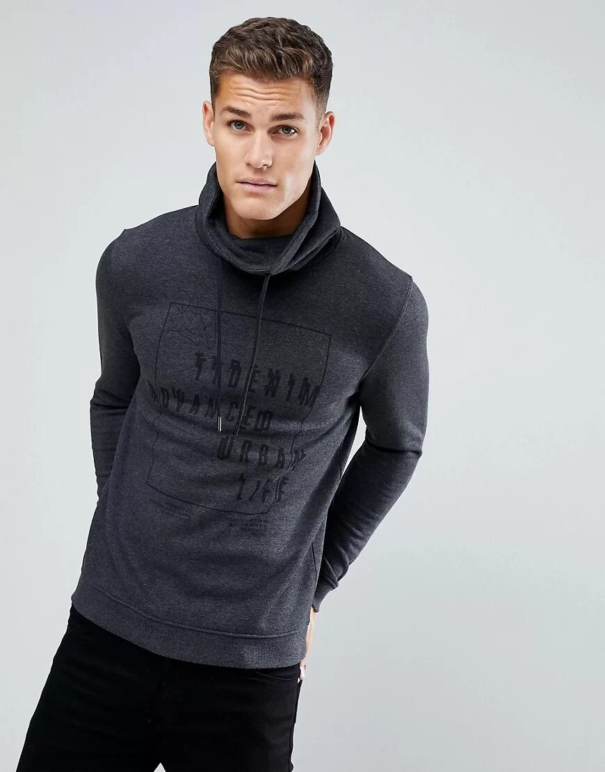 Черная толстовка с белым воротником. Alcott man sweater с капюшоном. Женская кофта с воротничком. Кофта с воротником как называется. Худи мужские 2021.