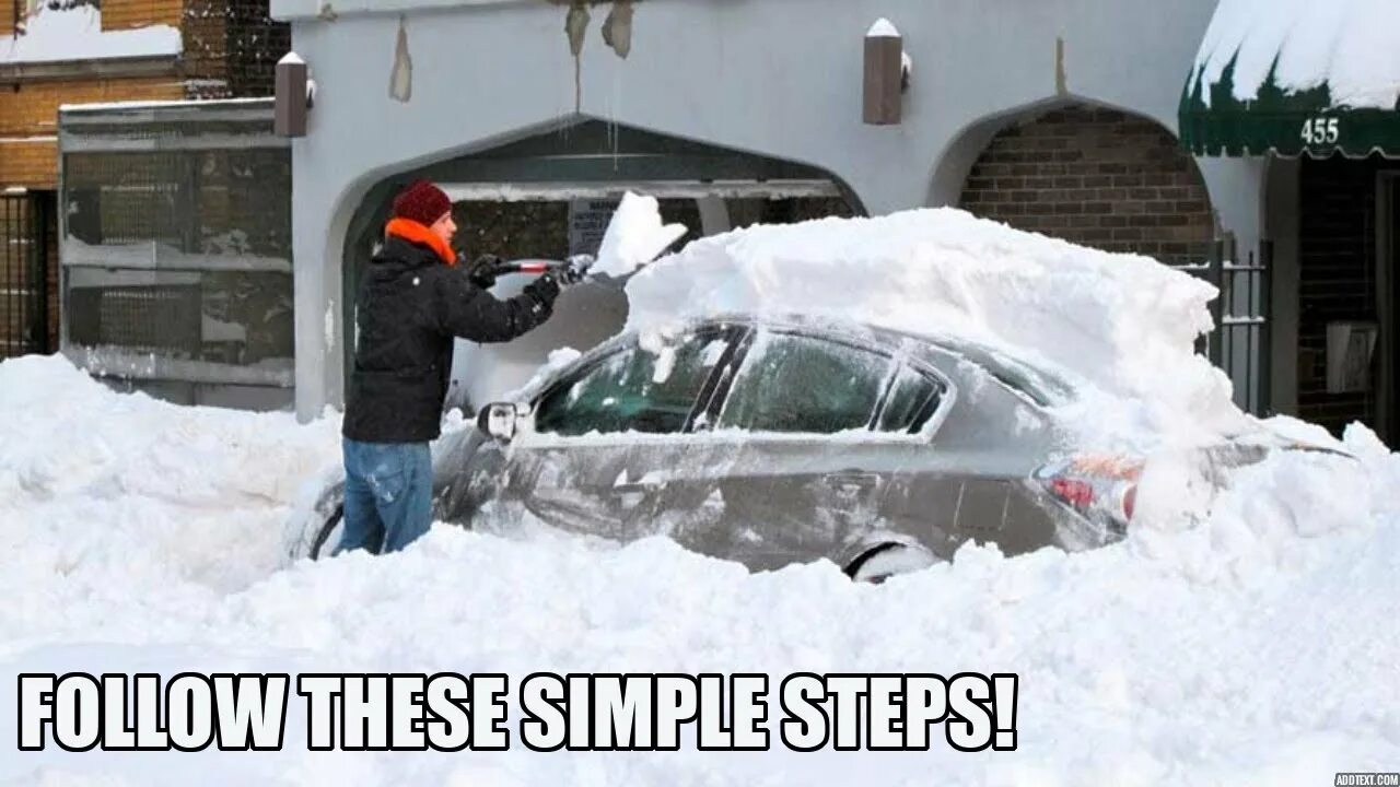 The snow fell. Для выезда из сугроба. snow fell on the car. car snow removal. снег на земле.