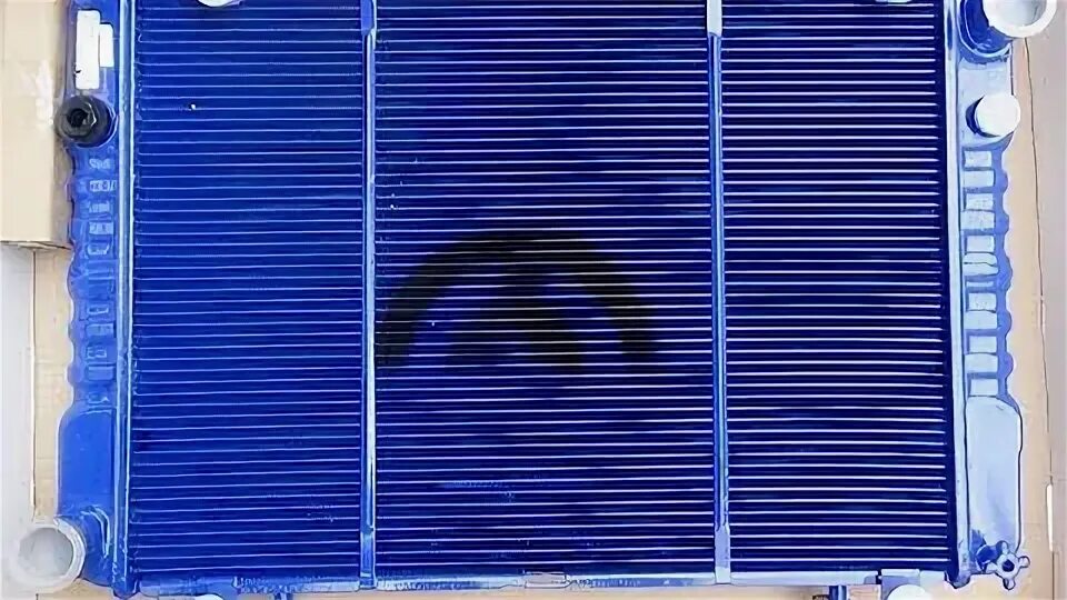 Змз радиатор. Радиатор медный трехрядный газель 406. радиатор газель 406. радиатор охлаждения газель 406. медный радиатор на газель 406 двигатель.