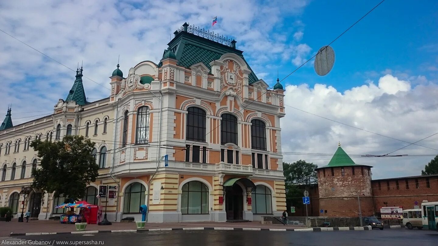 1 дом в нижнем новгороде. Дворец труда Нижний Новгород. Дворец труда Нижний Новгород Минина. Дворец труда площадь Минина. Дворец труда Покровка Новгород.