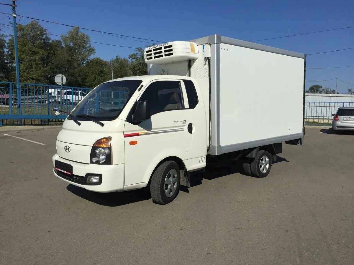 Хендай портер рефрежератор автору. Хёндай портер 2 рефрижератор. Хёндай портер 2 рефрижератор. Портер 2 рефрижератор. Хендай портер 2.