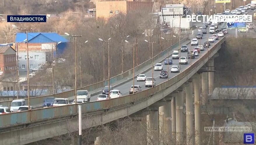 Рудневский мост. Рудневский мост Владивосток Приморский край. Рудневском мосту во Владивостоке. Закрытие моста.