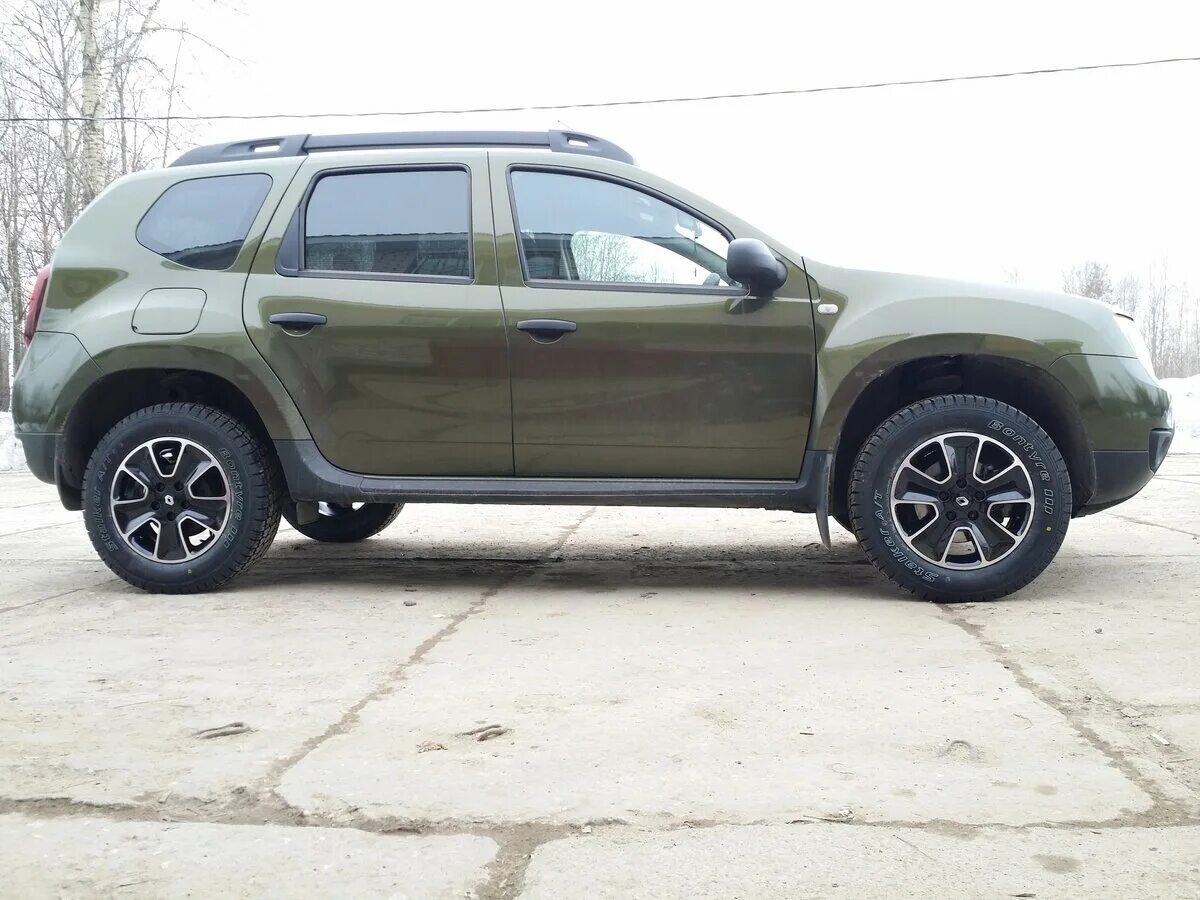 225/60 R17 Duster. Дастер 215/60 r16. Диски IFREE на Рено Дастер. Рено Дастер на литье.