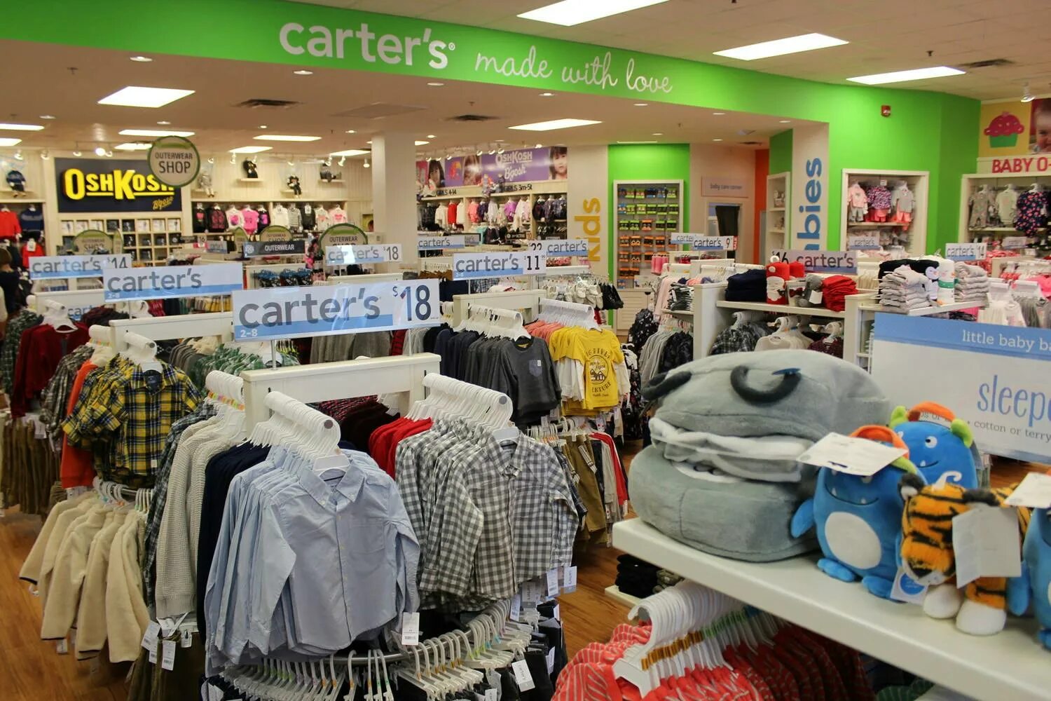 Детский магазин carters. Детские бренды. Детский магазин carters. Магазины детской одежды американских брендов. Авиапарк картерс.
