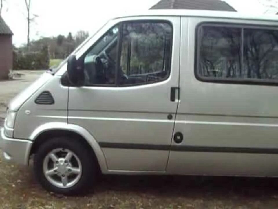 Ford transit 2004 года. Форд транзит 2002г 2л дизель. 2 дизель. Transit van 310l bas 2. Форд транзит красный.