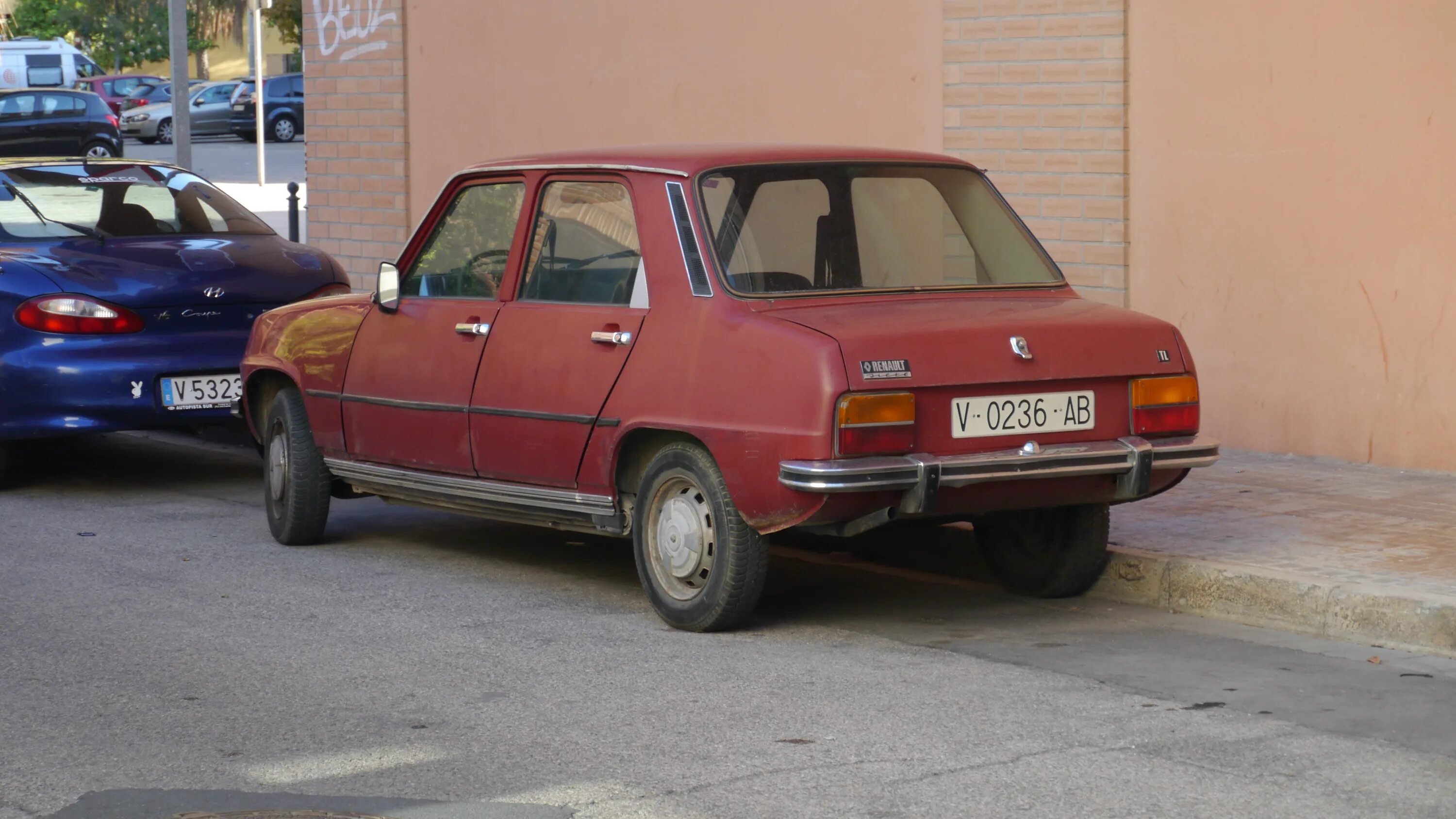 Renault 7 TL. Renault siete TL. Отто Рено 7. Reno 7 4g. Рено 7 телефон