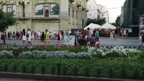 Дерибасовской открылась