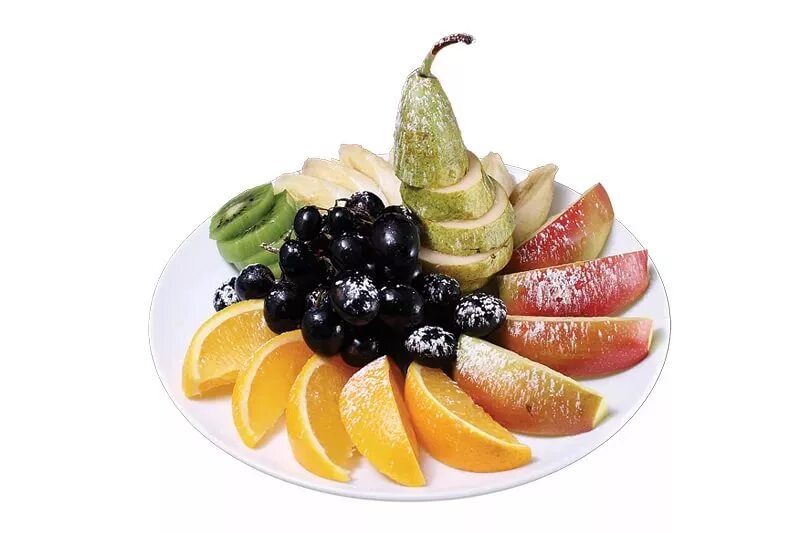 ассорти киви банан виноград. фруктовая ваза (ананас , маракуйя,киви, виноград ,мандарин). фруктами сахарной пудрой. фрукты в сахаре. тарталетки с фруктами.