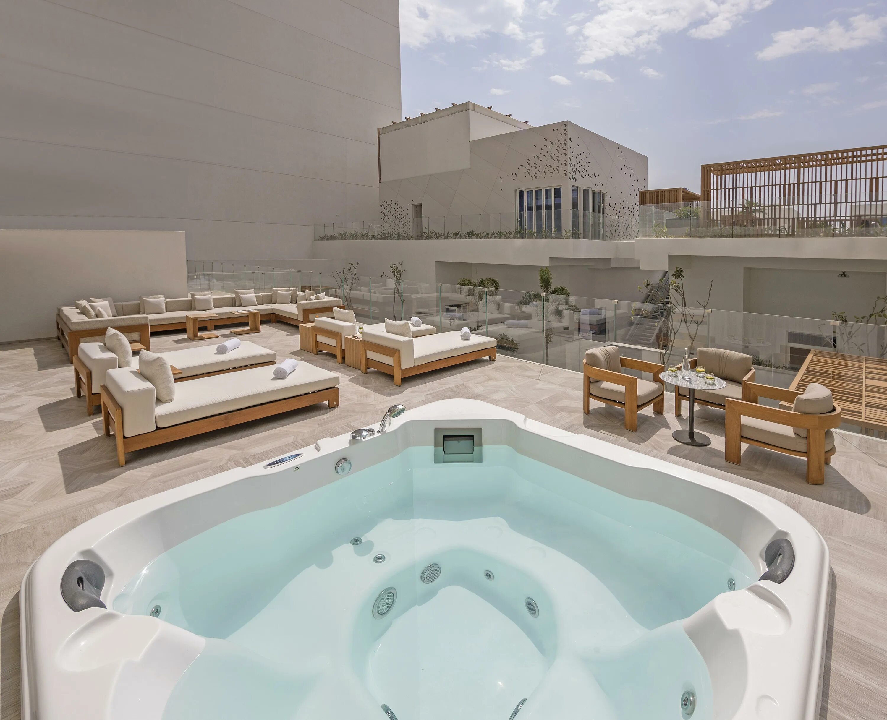 Five palm 5. Пентхаус дубай five palm. Five palm 5. Five palm 5. Отель five palm jumeirah.