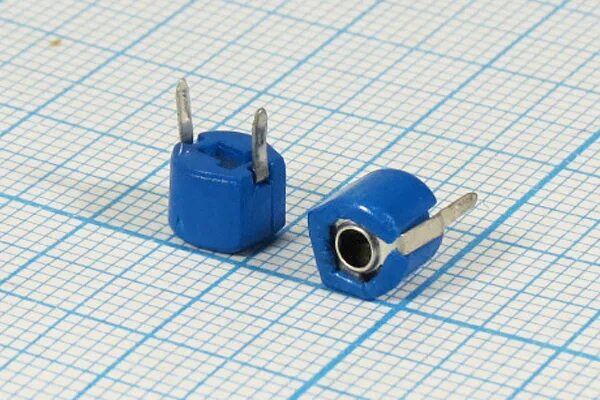 Подстроечный конденсатор 20 пф. Подстроечный конденсатор smd. Подстроечный конденсатор смд. Подстроечный конденсатор 200 пф. Эмаль пентафталевая пф-133.