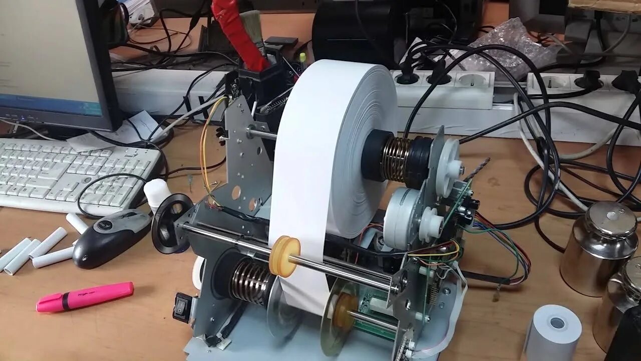 Перемотка кассовой ленты. Перемотка лент. Намоточный станок тт-20. Намоточное оборудование dsm 1*500 для канатной проволоки. Намотчик бобин.