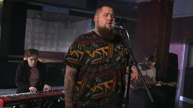 Skin rag n bone. Skin Rag'n'Bone man. Rag n Bone man Skin. Rag'n'Bone man худой. Rag'n'Bone man обложка.