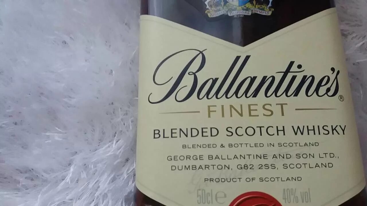 Как пить скотч виски. Этикетка Ballantines. Виски Баллантайнс этикетка. Баллантайнс Finest. Виски Баллантайнс Файнест.