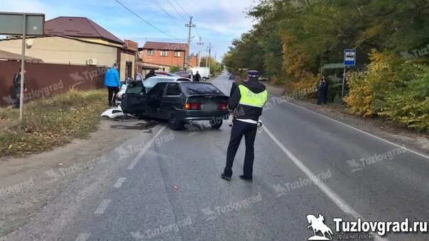 Что случилось в новочеркасске. Сарматская новочеркасск. сарматская улица новочеркасск. вчера авария в новочеркасске ул сарматская. сарматская 304 новочеркасск.