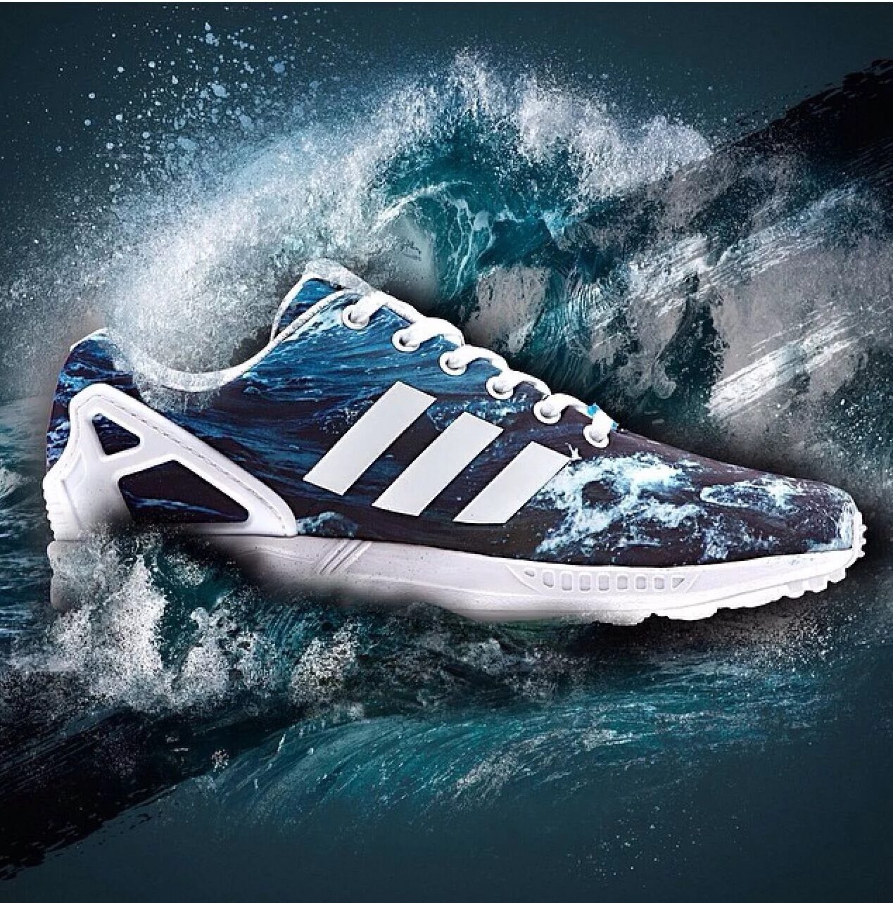 Adidas ZX Flux Ocean Wave. Кроссовки найк адидас. Adidas Flux Ocean. Найк адидас кроссовки адида. Самые популярные адидасы