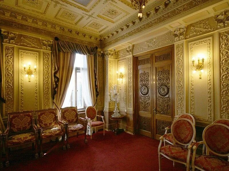 Дворец елисеевых в санкт петербурге фото Петербургский бизнесмен продаст за долги дворец на Невском проспекте РБК
