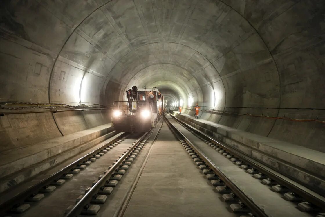 Железнодорожных тоннелях применяются
