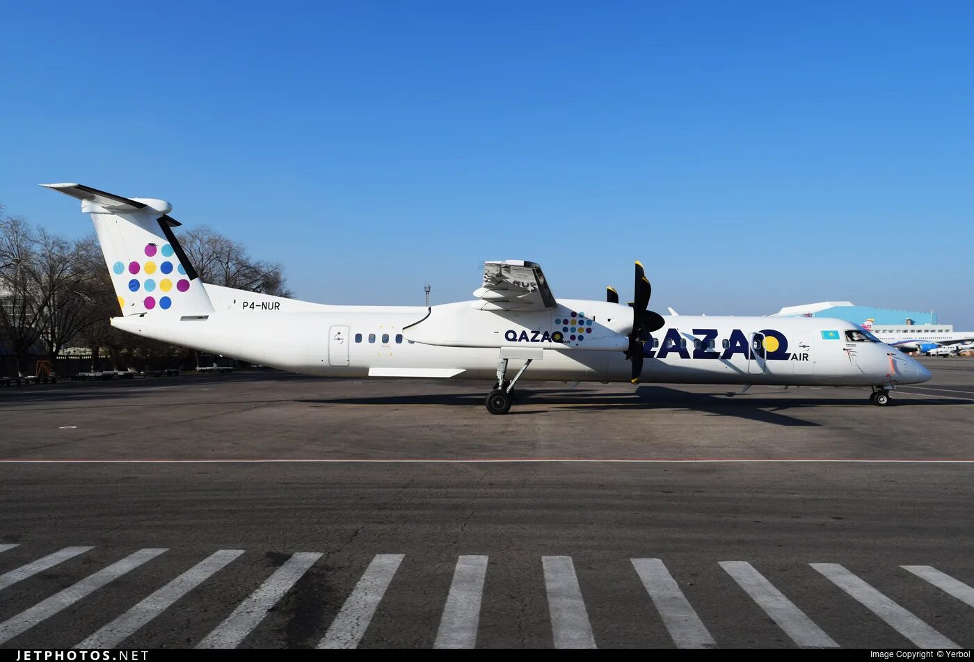 DHC 8-400 Qazaq Air. Qazaq Air dhc8 Dash 8-400. Dash 8 q400 Qazaq Air. DHC-8-400 Qazaq.