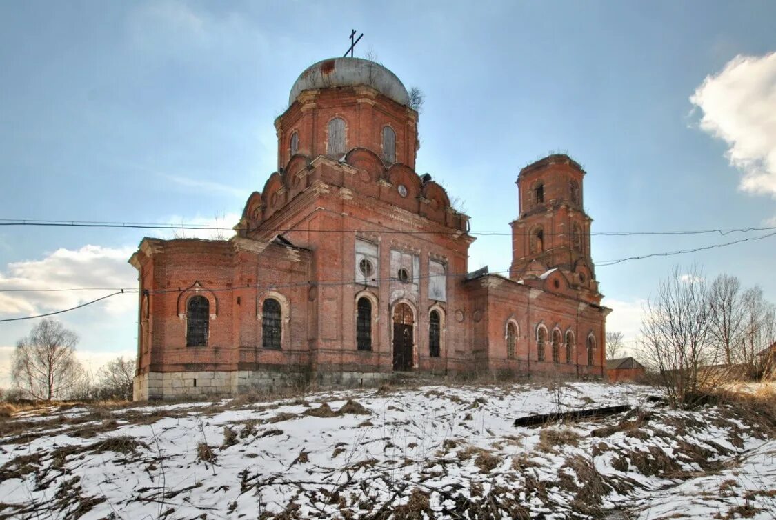 Деревни тульской области. Манаенки храм Тульская область. Церковь Георгия Победоносца Манаенки. Село Манаенки Арсеньевский район Тульской области. Церковь Георгия Победоносца Тульская область Кадное.