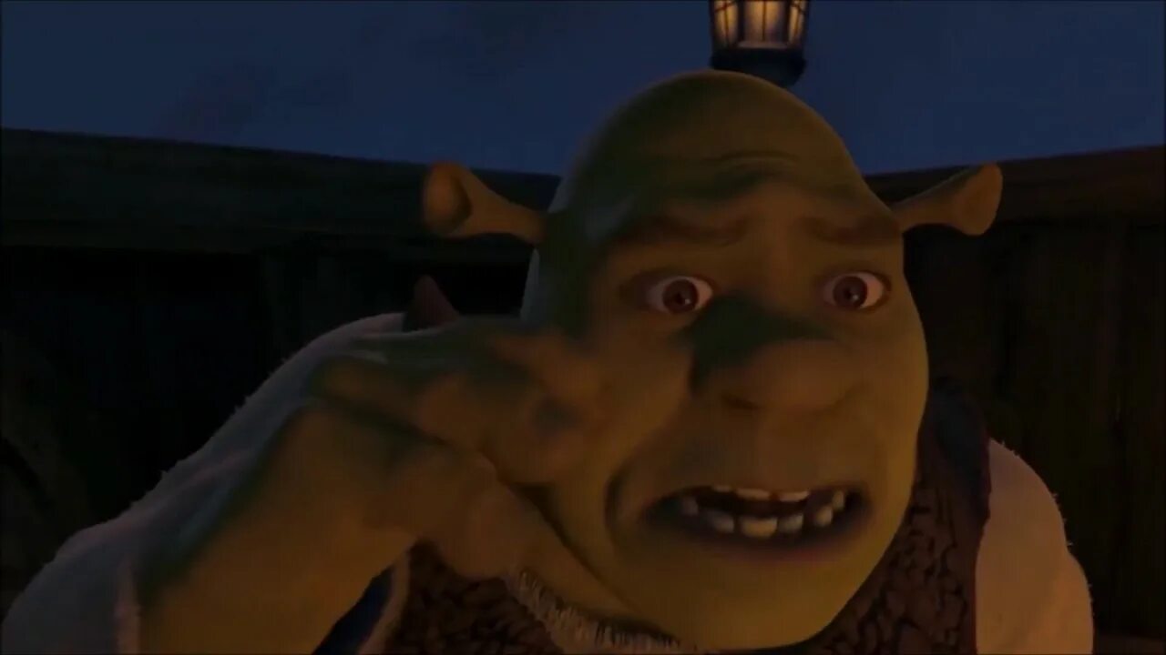 Включи страшного шрека. Шрек 2 фабрика. Шрек хэллоуин пиноккио. Шрек и фиона. Страшный шрек.