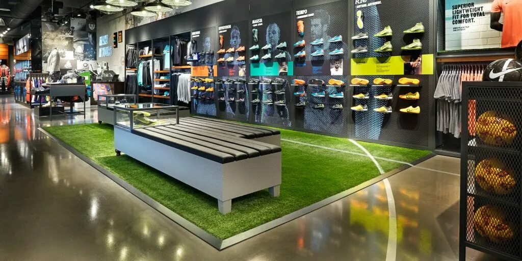 Купить магазин nike. Найк магазин в Абу Даби. Nike Store Dalma Garden Mall. Флагманский магазин Nike в Москве. Nike Soho.