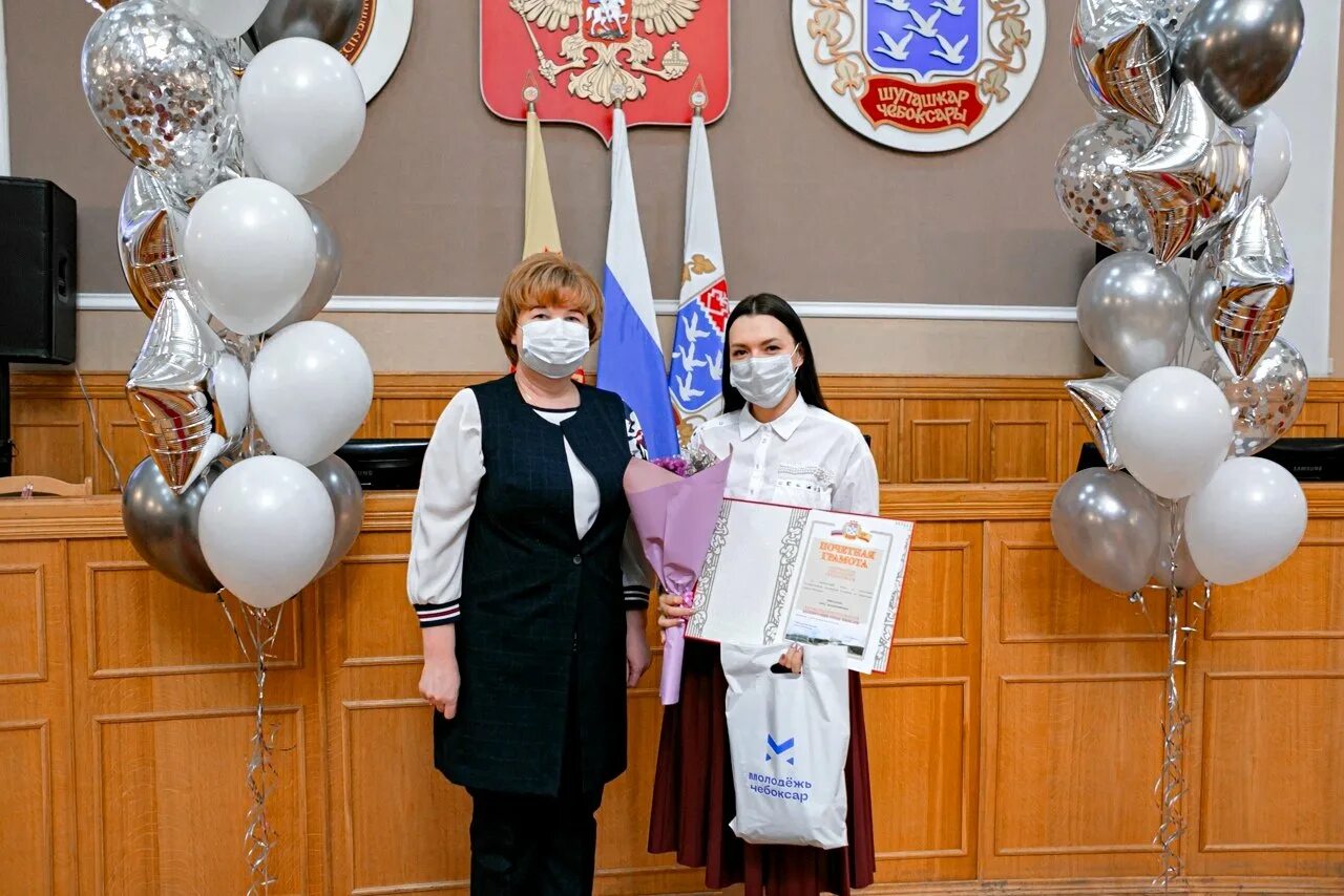 На конкурс было подано. Большой зал администрации города Чебоксары. Администрация города Чебоксары. Админитсраци ягорода Чебоксары. Управление образования администрации г Чебоксары.