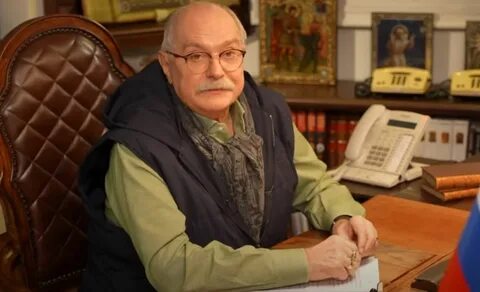 Край режиссер