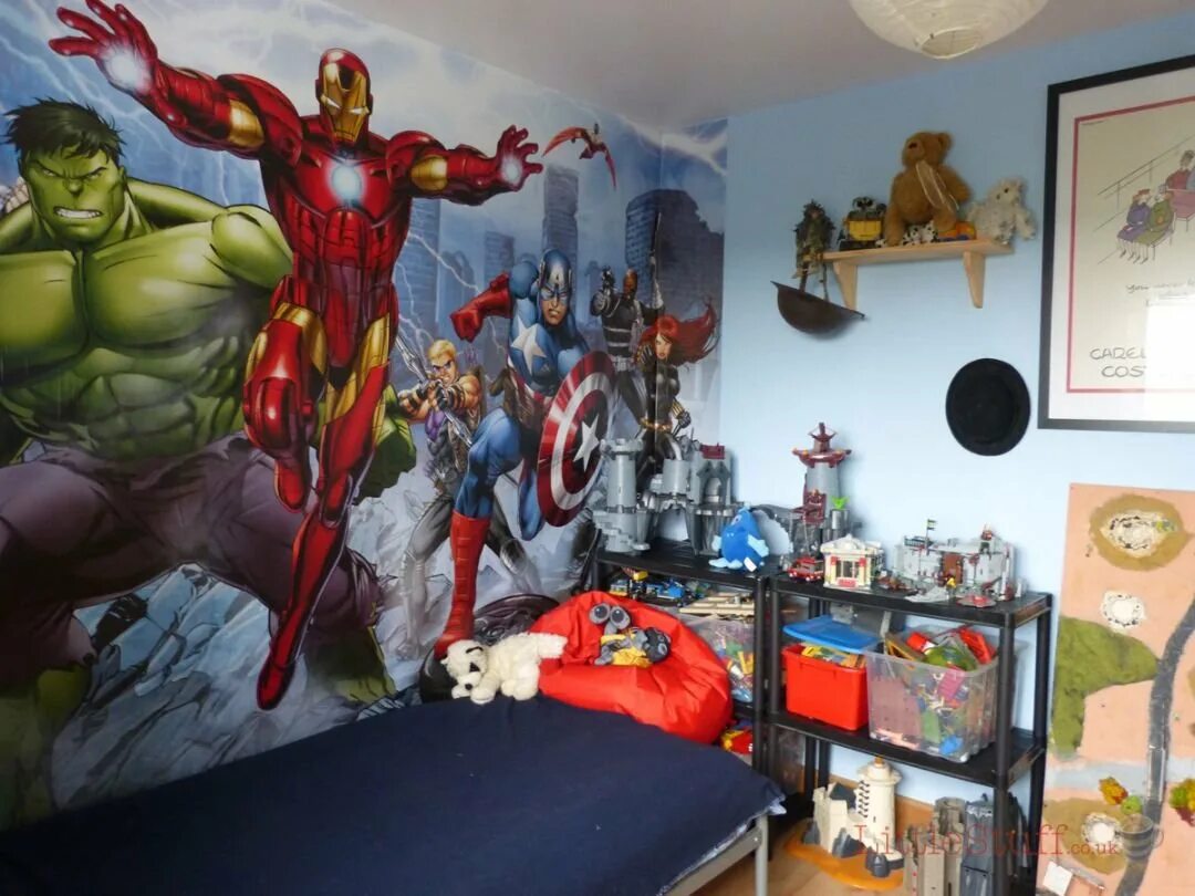 Детская комната в стиле Марвел. Комната в стиле Марвел для мальчика. Комната в стиле Мстителей. Детская комната в стиле Мстителей.
